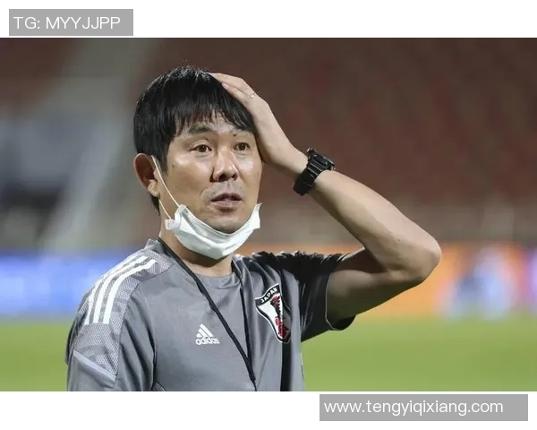 日本长发足球女星展现优雅与力量的完美结合 日本长发足球女星展现优雅与力量的完美结合