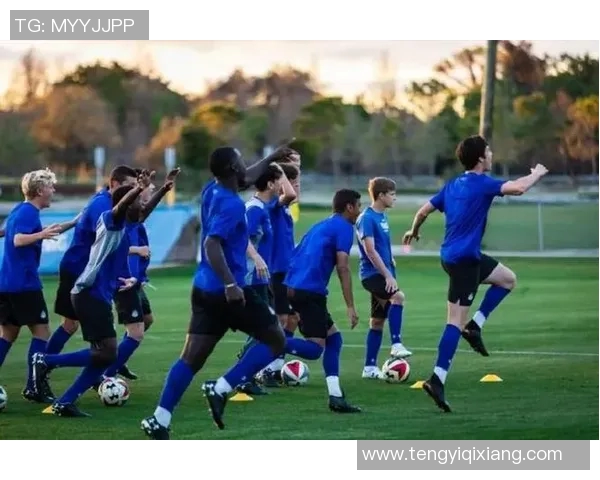 内贾德：从足球场上的传奇到生活中的榜样，探寻他的成长与成就之路